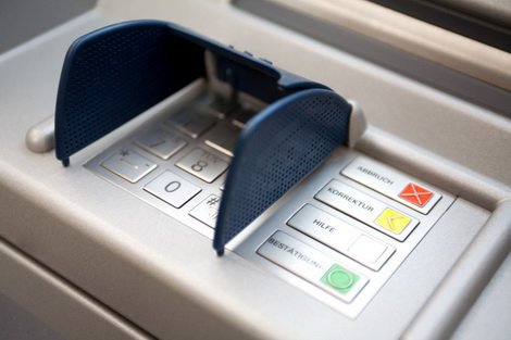 ВТБ установил более 100 банкоматов в Московском метрополитене