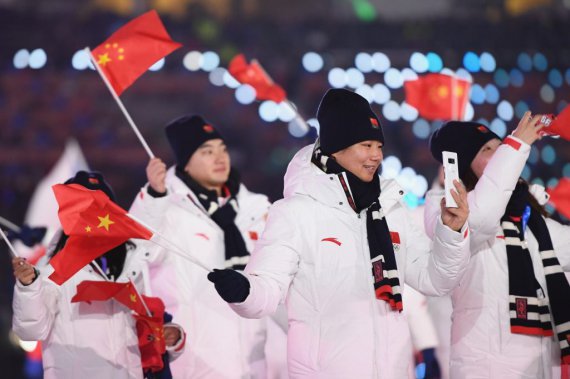 Олимпийцы запечатлели церемонию открытия Олимпиады Пхёнчхан-2018 на смартфоны Galaxy Note8