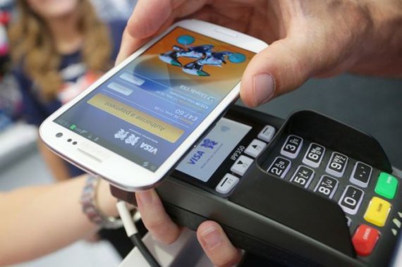 Ежемесячный объем мобильных платежей в ВТБ достиг 4,5 млрд рублей
