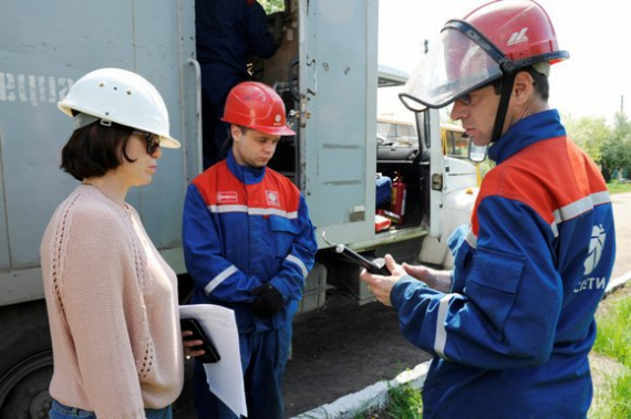 В  Новомосковских электрических сетях филиала «Тулэнерго»  в приоритете производственная безопасность