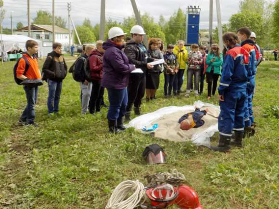 Суворовские энергетики из филиала «Тулэнерго» провели уроки  по электробезопасности на учебном полигоне